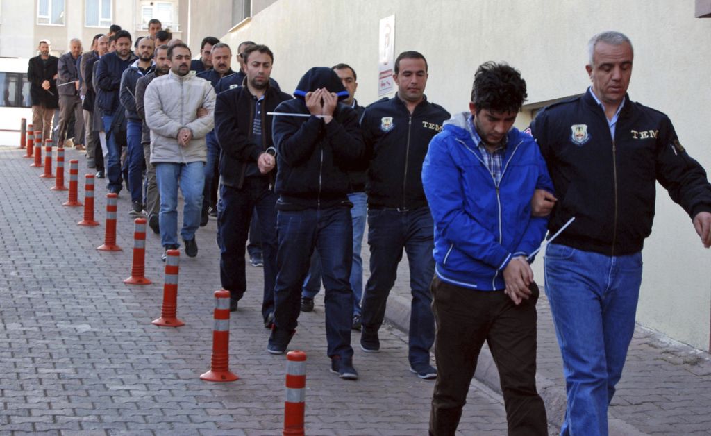Nove množične aretacije v Turčiji