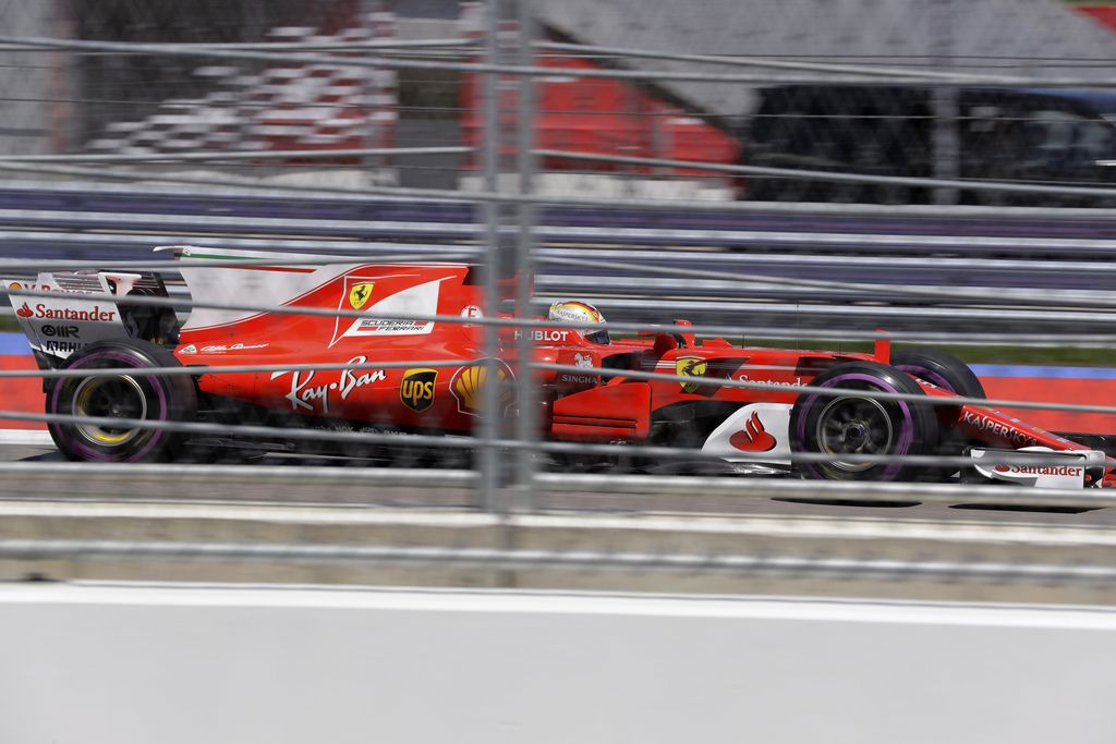 Tretji trening preslikava drugega, Ferrari spet na vrhu