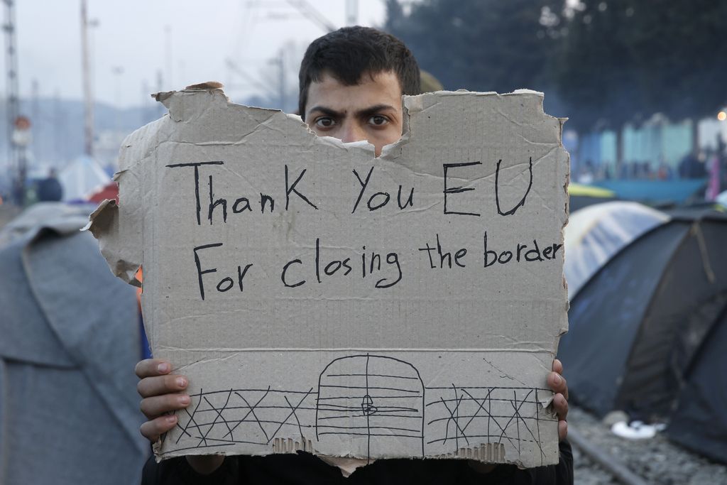 Konvoj na razburkani plovbi  v Evropsko unijo