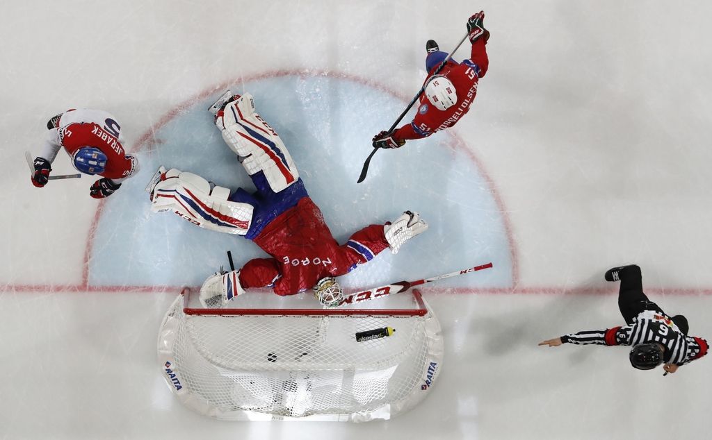 Hokejsko SP: Rusi za tri gole potrebovali zgolj 70 sekund (VIDEO)
