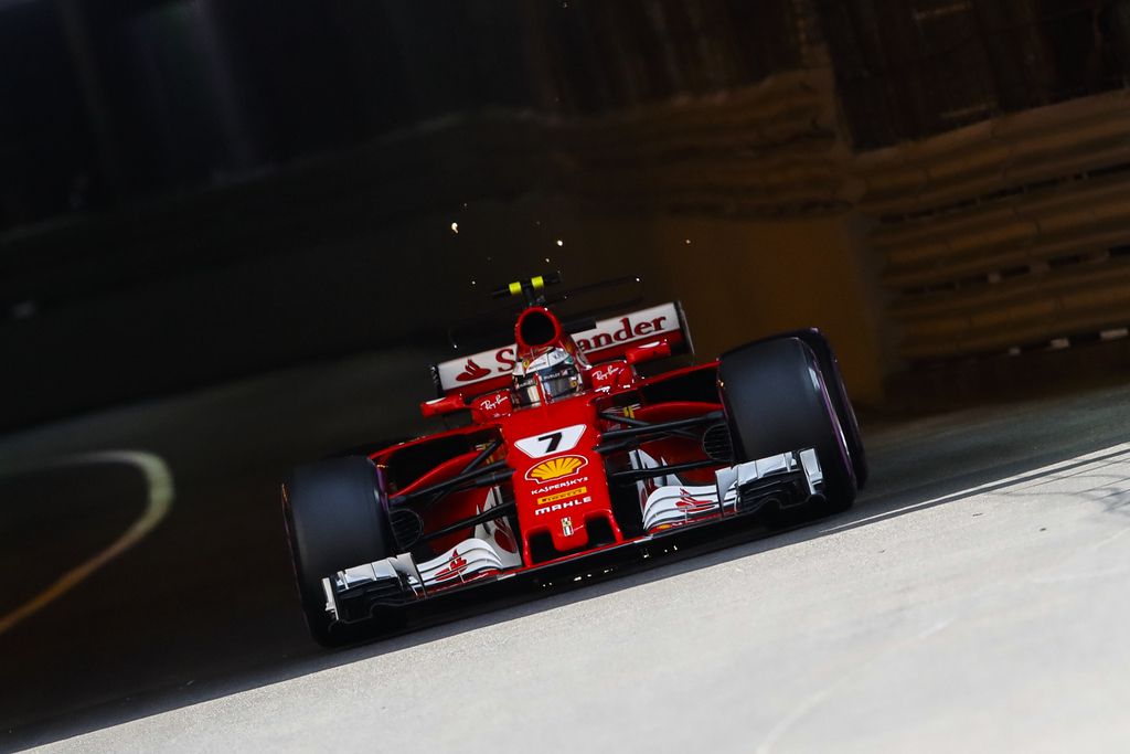 F1: Räikkönenu pole position v Monaku