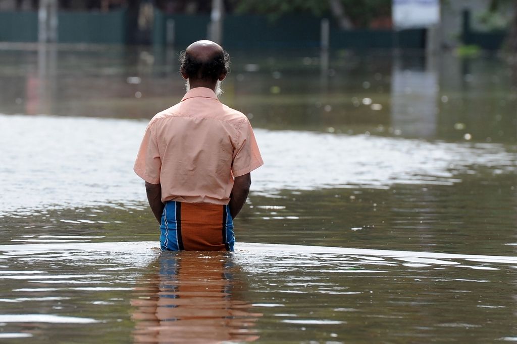 Na Šrilanki morile poplave, v Indiji strele