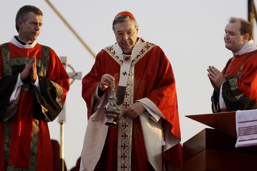 Šef vatikanskih financ obtožen spolnih zlorab