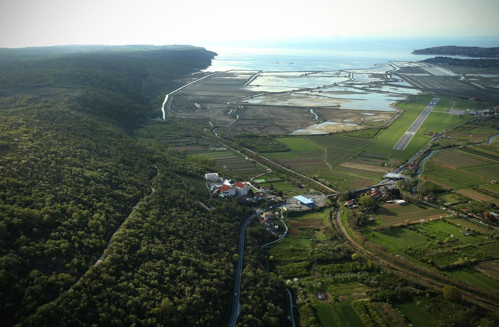 EU bo morala prisiliti Hrvaško k spoštovanju meje