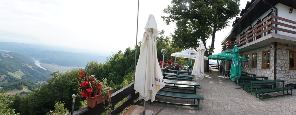 Peta naj planinska koča je bila še leta 2010 zaprta