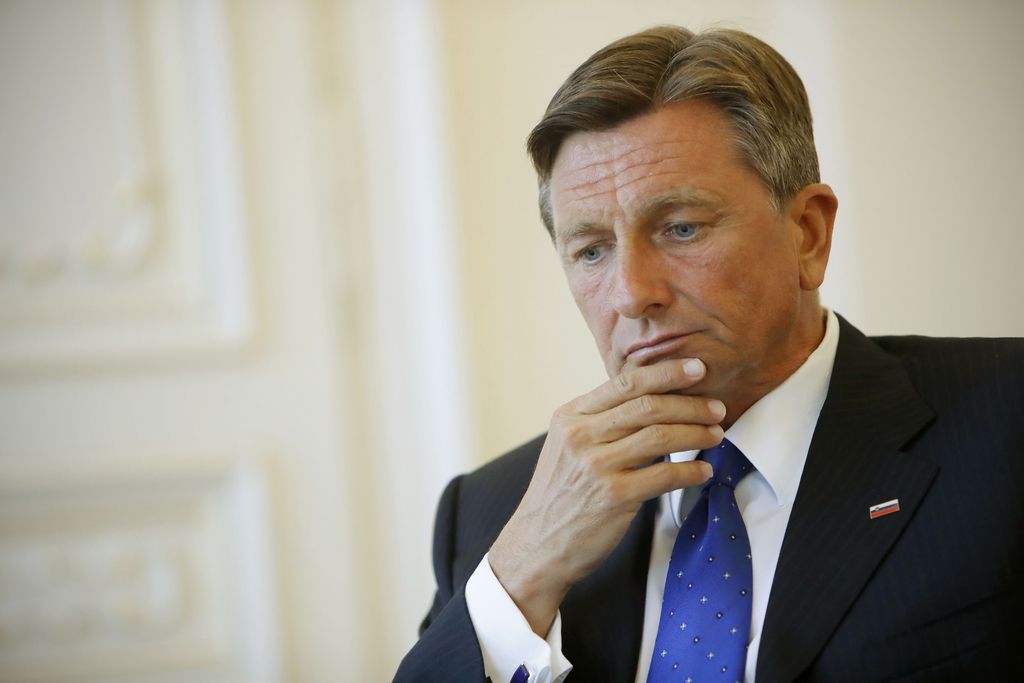 Pahor domneval, da se pristojni ukvarjajo s primerom pranja denarja v NLB