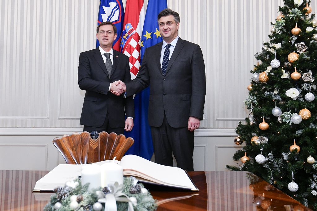 Slovenija naj vztraja, a Hrvaška ne bo popustila
