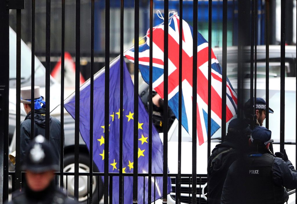 Brexit: Na mizi ločitvena pogodba z Združenim kraljestvom