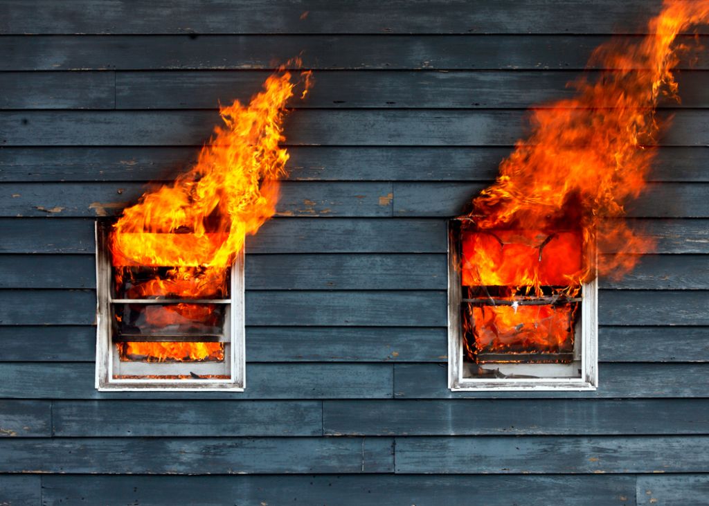 Deloindom: Gospodinjski aparati z napako lahko povzročijo požar