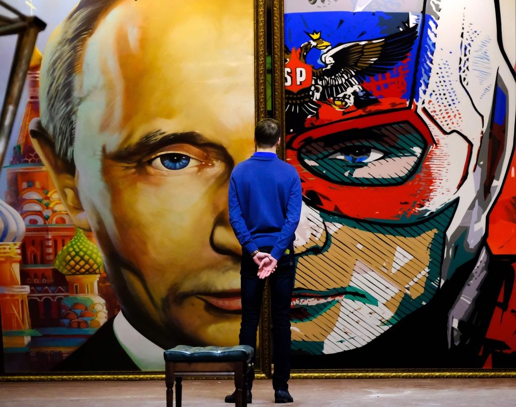 Predvolilni film Putin razkril od resnih političnih do bolj rumenih skrivnosti