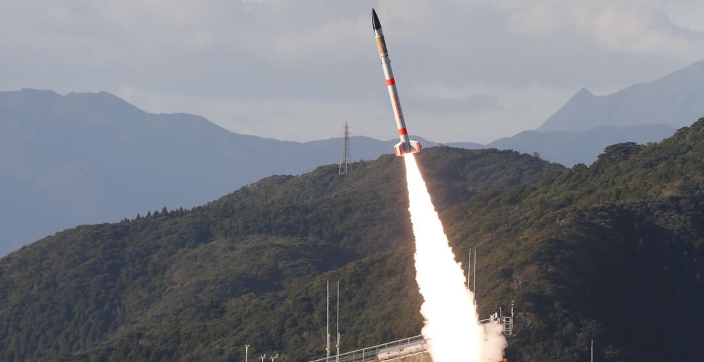Japonci uspešno izstrelili najmanjšo nosilno raketo