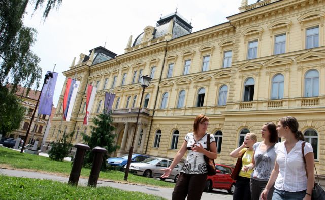 Slovenija, Maribor, 27.6.2008 - Mariborska univerza  foto:Tadej Regent/Delo