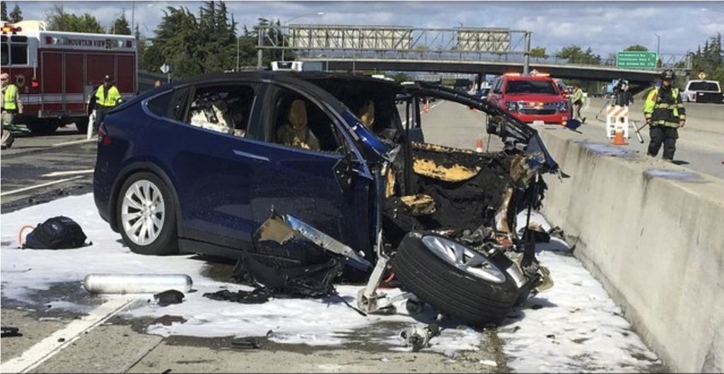 Preiskava usodne nesreče Teslinega električnega avtomobila