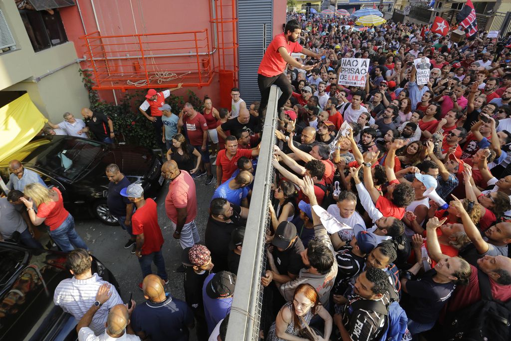 Nekdanji brazilski predsednik Lula že v zaporu