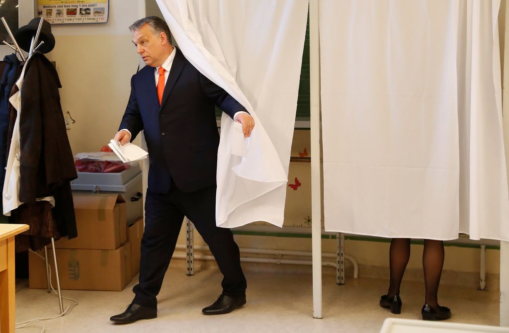 Na Madžarskem uradno konec volitev, nekatera volišča še odprta
