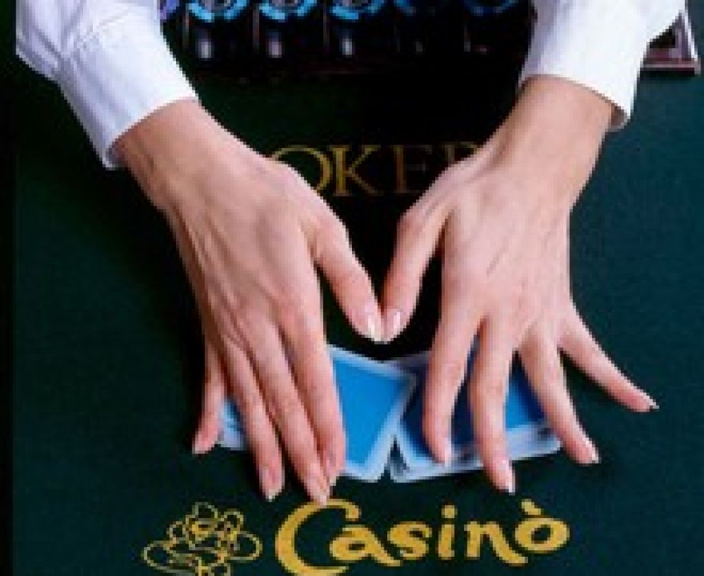 Uprava: Lastniki Casinoja se borijo za plen