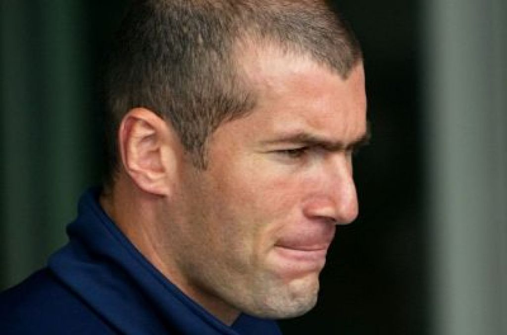 Zidane spet nogometno aktiven