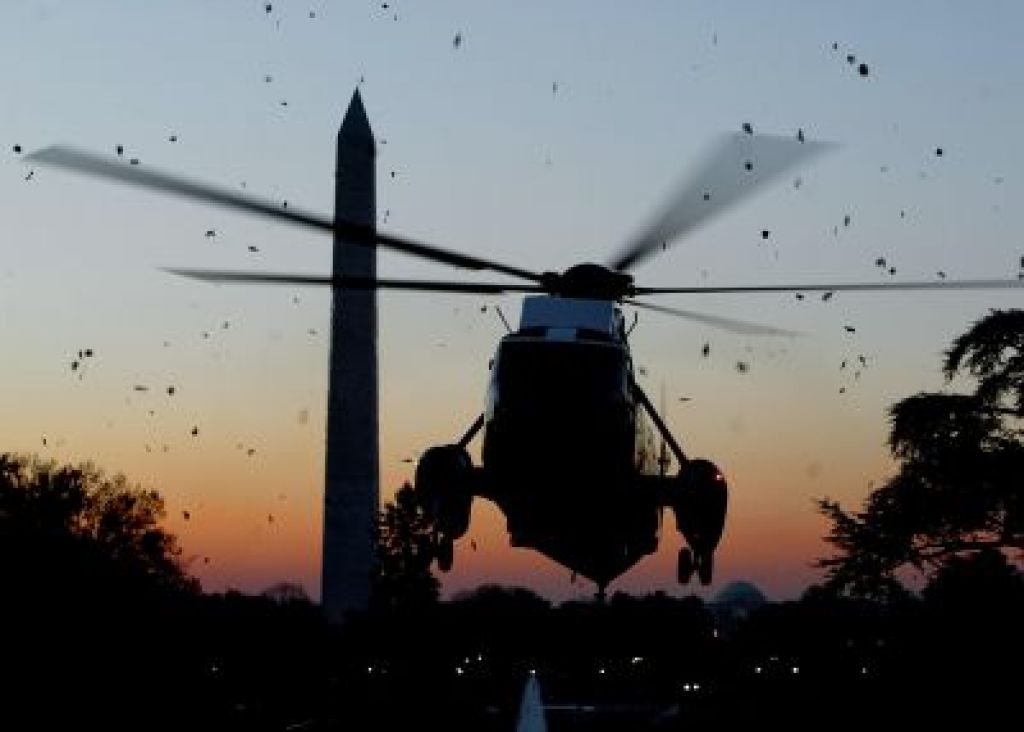 Na turško letovišče strmoglavil helikopter