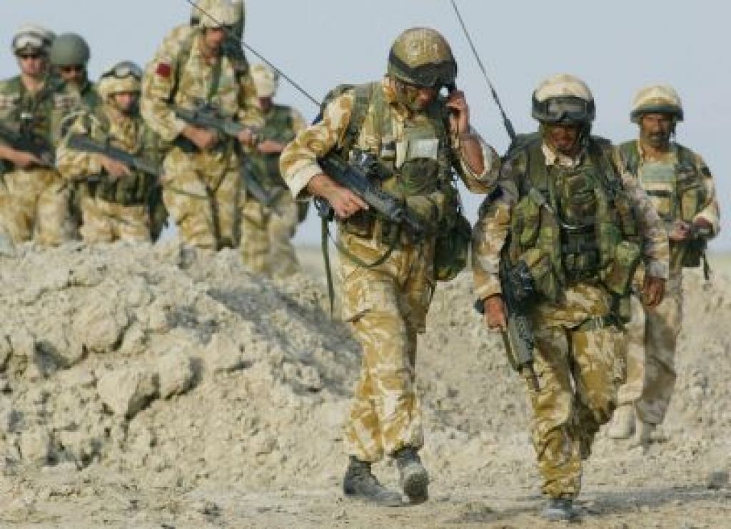 Dodatnih 1000 britanskih vojakov v Afganistan?