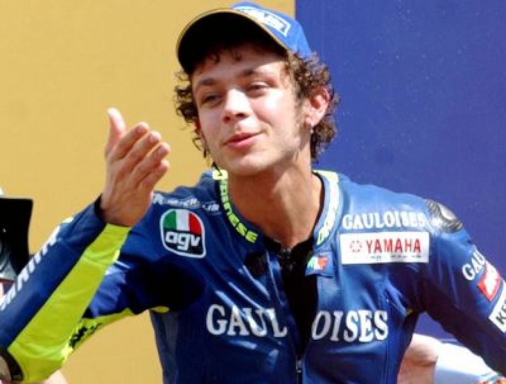 Rossi izziva Alonsa