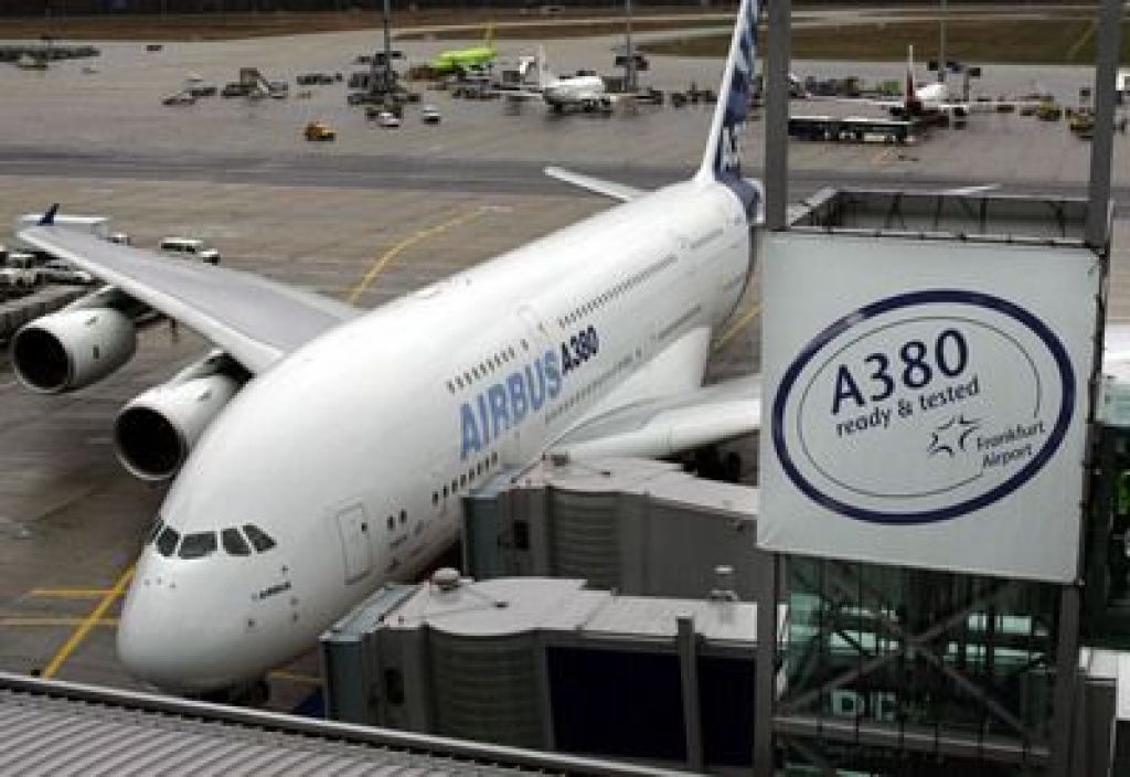 Uspešen pristanek letal Airbus A380 na ameriških tleh