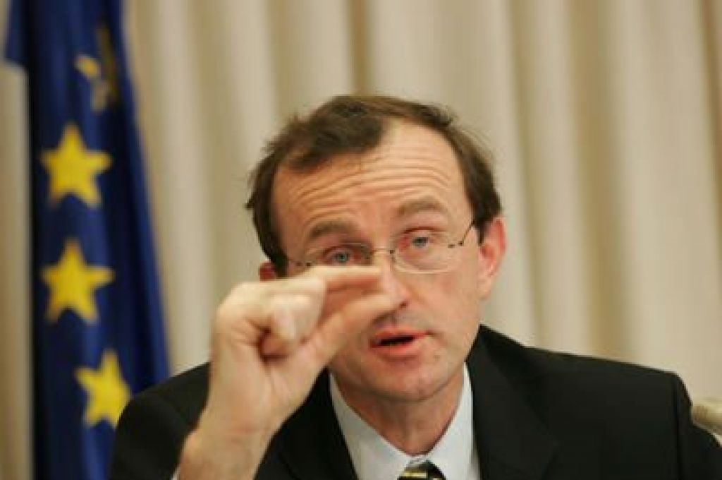 Vlada razrešila Stroliga