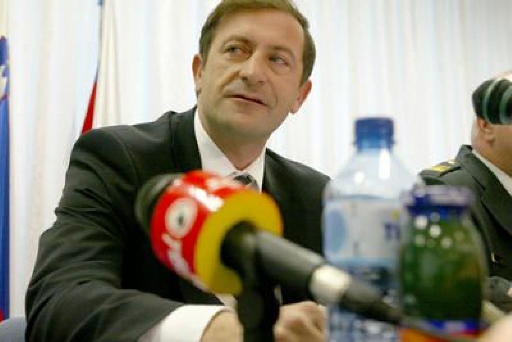 Vojska izbrala finsko Patrio