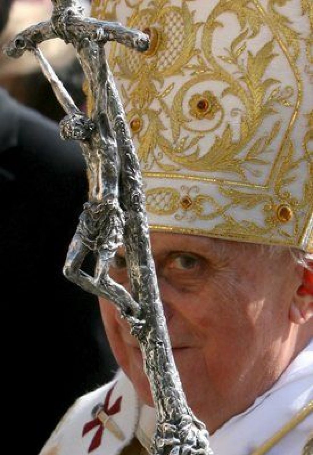 Benedikt XVI svari pred spopadom civilizacij