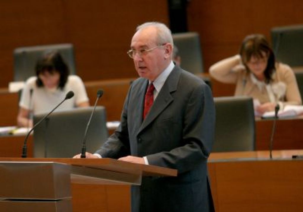 Dvojno označevanje cen (ni) prevelik strošek