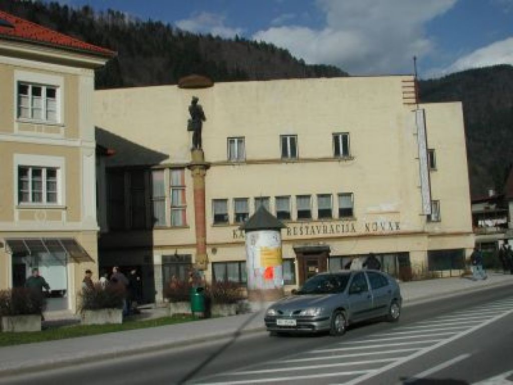 Korotan na trgu, napovedane tudi tožbe