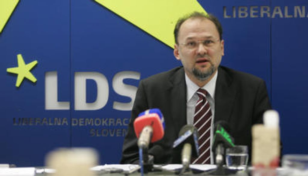 Kacin: Cukjati poskušal revidirati zgodovino