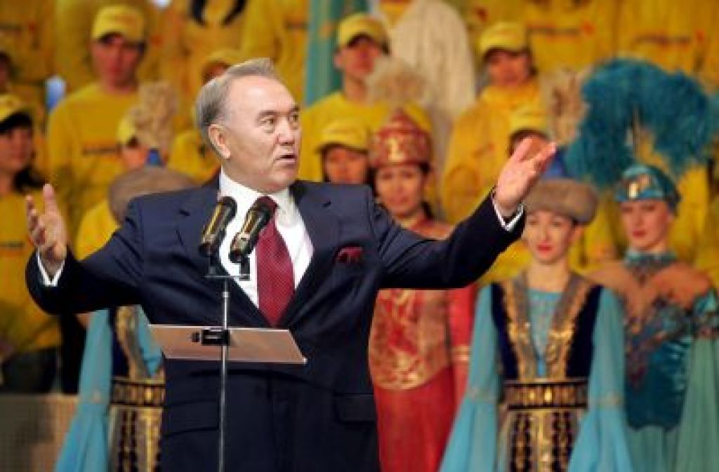 V Kazahstanu odstopila vlada Ahmetova