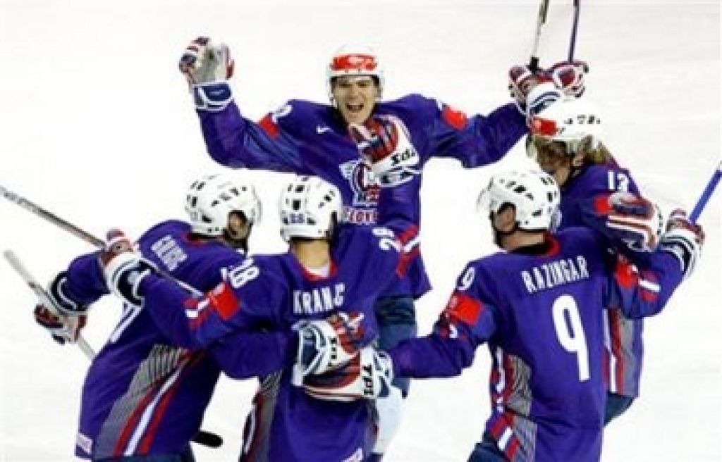 Hokejska reprezentanca se seli v Ljubljano