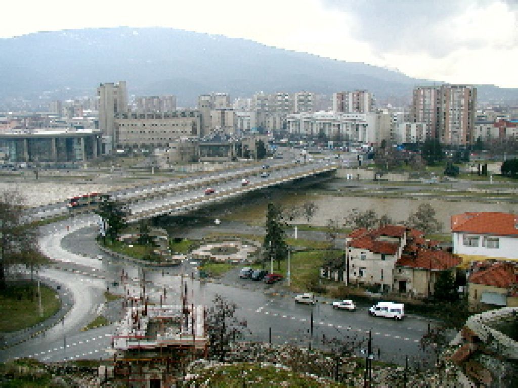 Odslej tudi v Makedonijo z osebno izkaznico