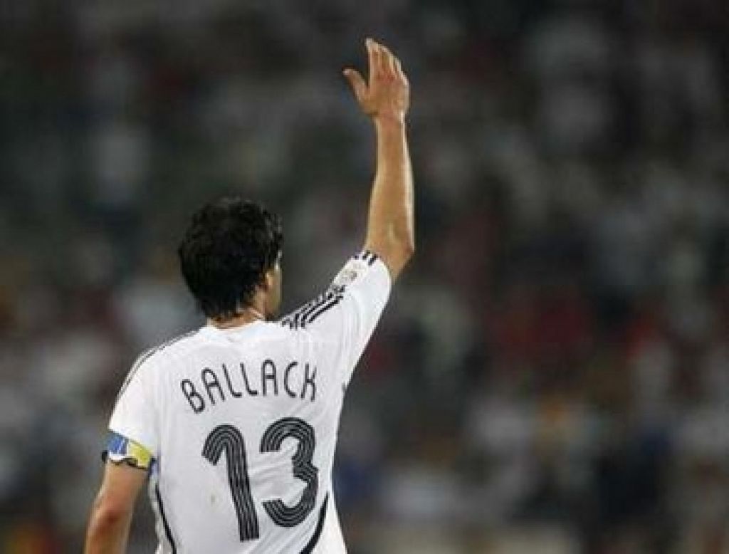 Ballacka ne bo na tekmi s Portugalsko