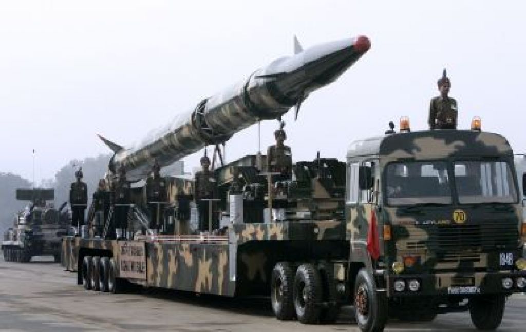 Pakistan preizkusil raketo dolgega dosega