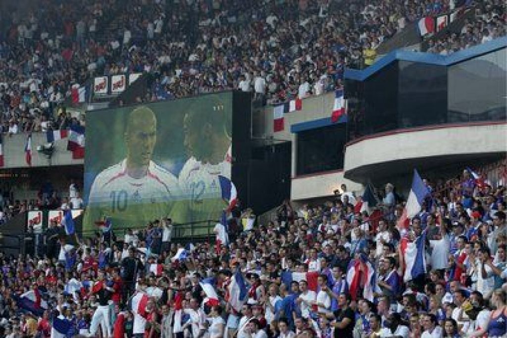 Tudi Francozi z ukrepi proti nasilju v nogometu