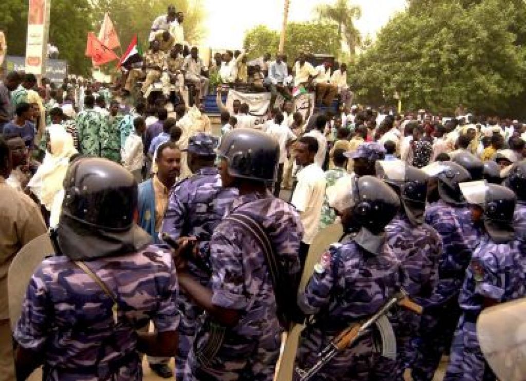 Po obtožbah o zlorabi domov štirje pripadniki ZN iz Sudana