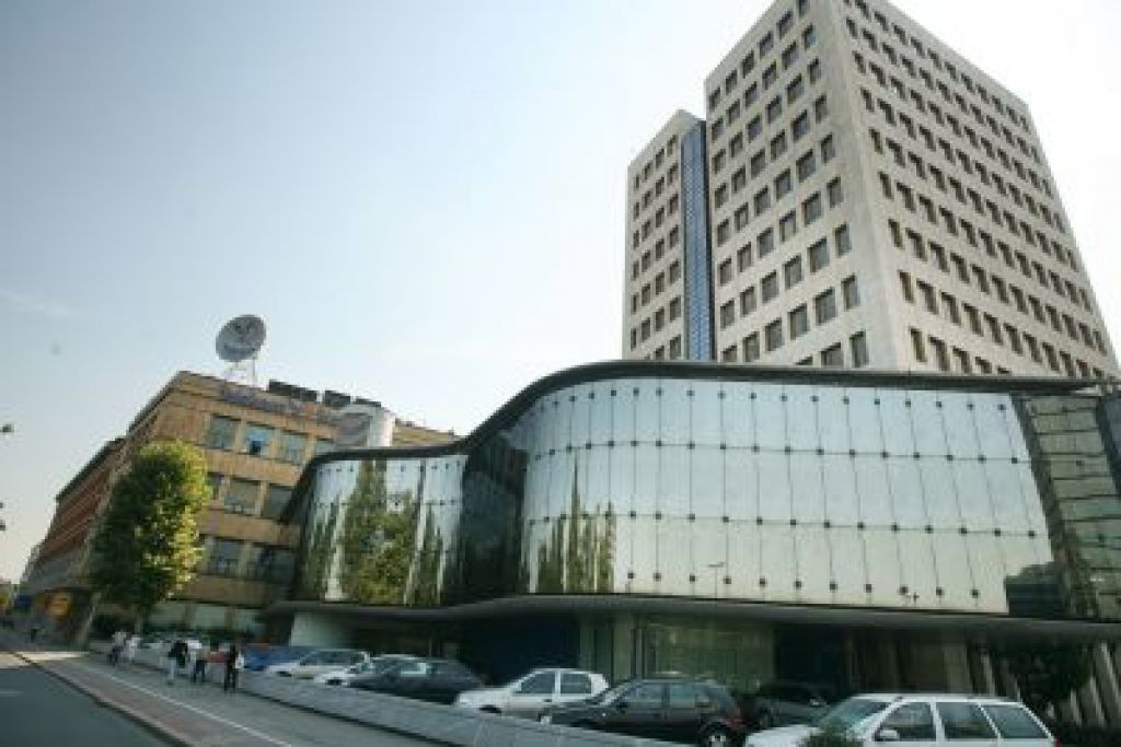 Telekom nadaljuje postopke na Kosovu