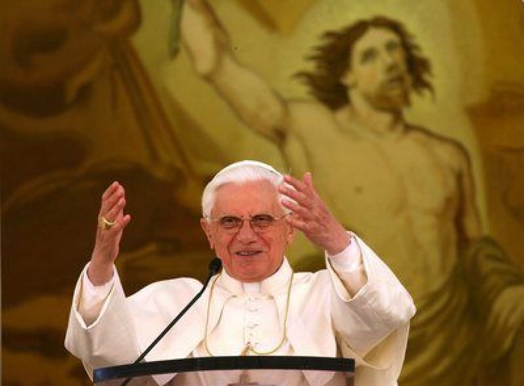 Papež pozval k miru in pravičnosti