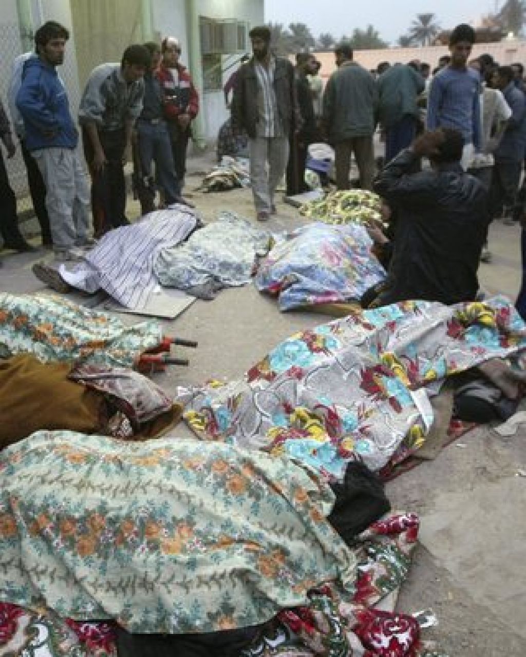 V eksplozijah v Bagdadu 65 mrtvih