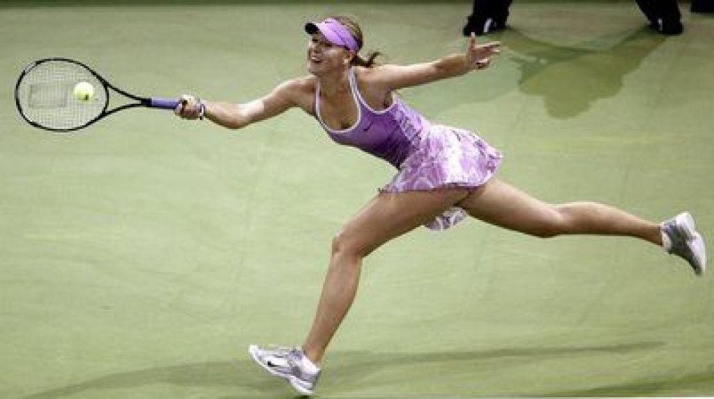 Šarapova na vrhu lestvice WTA