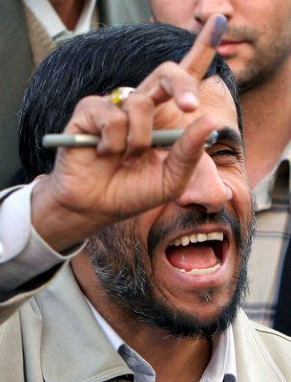 Ahmadinedžad ponovno za jedrski program