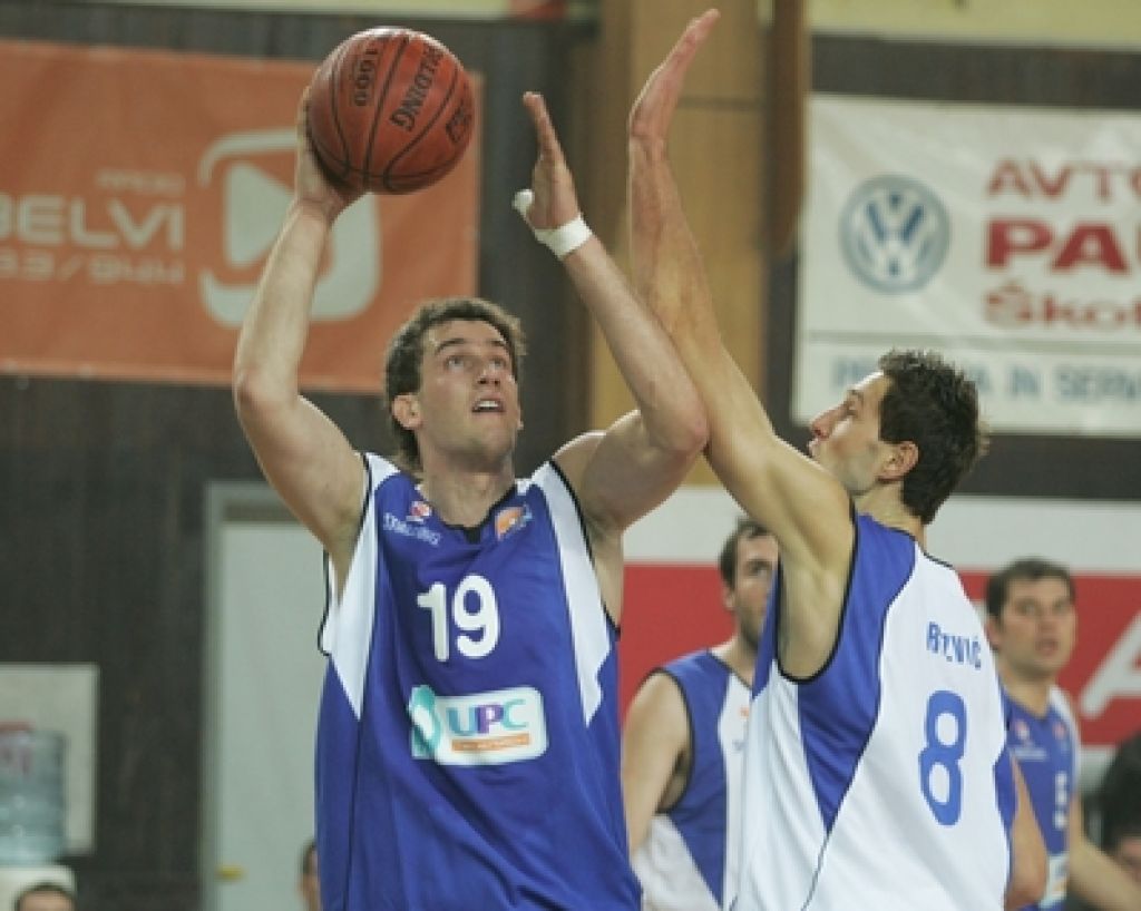 Vzhod osvojil Dan slovenske košarke
