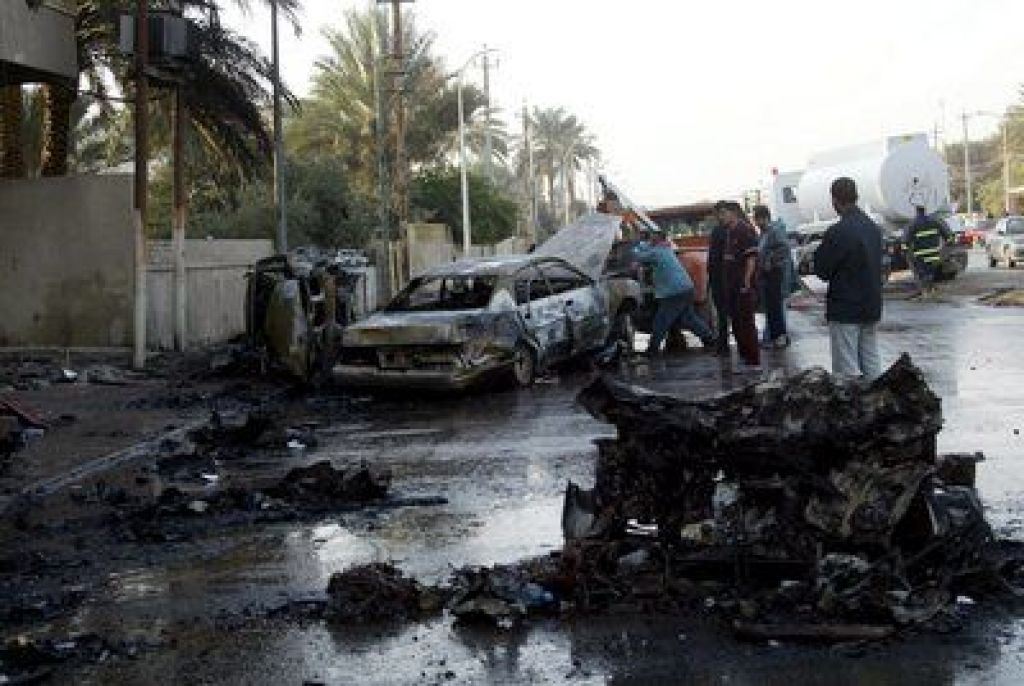 Napadi v Bagdadu zahtevali 23 življenj