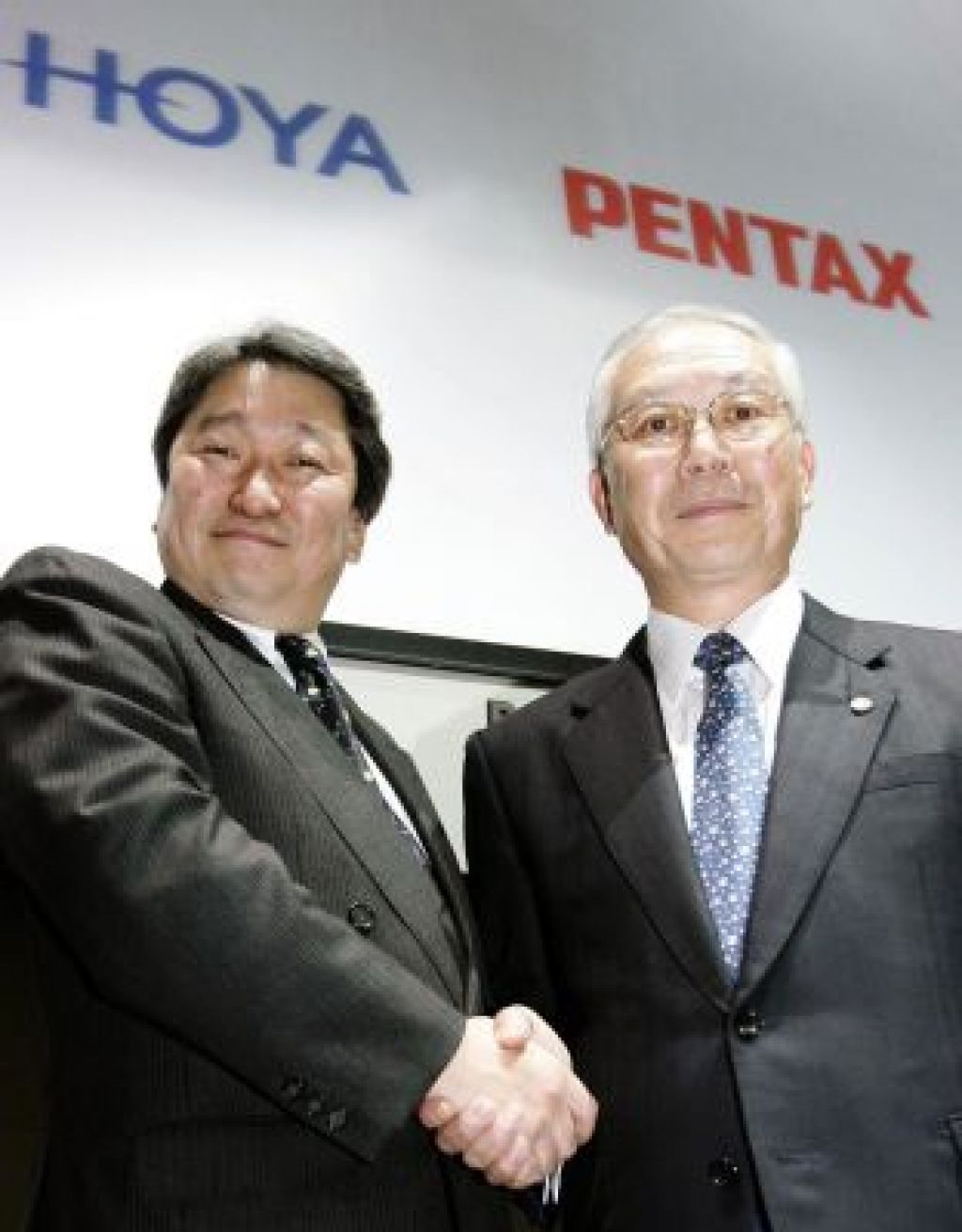 Hoya in Pentax v skupno podjetje