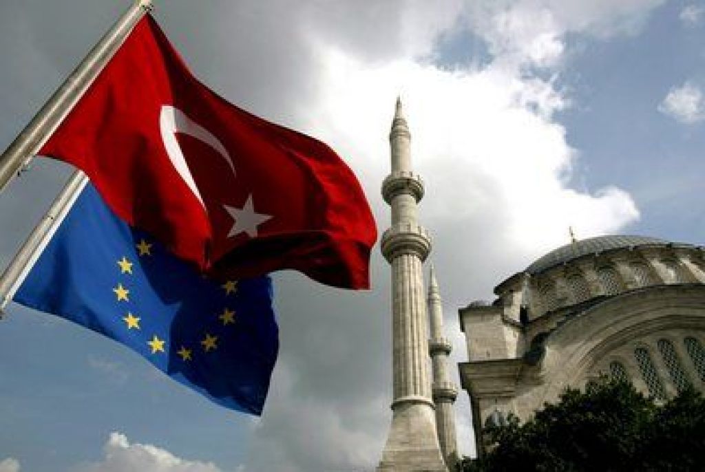 Vstop Turčije bi EU lahko drago stal