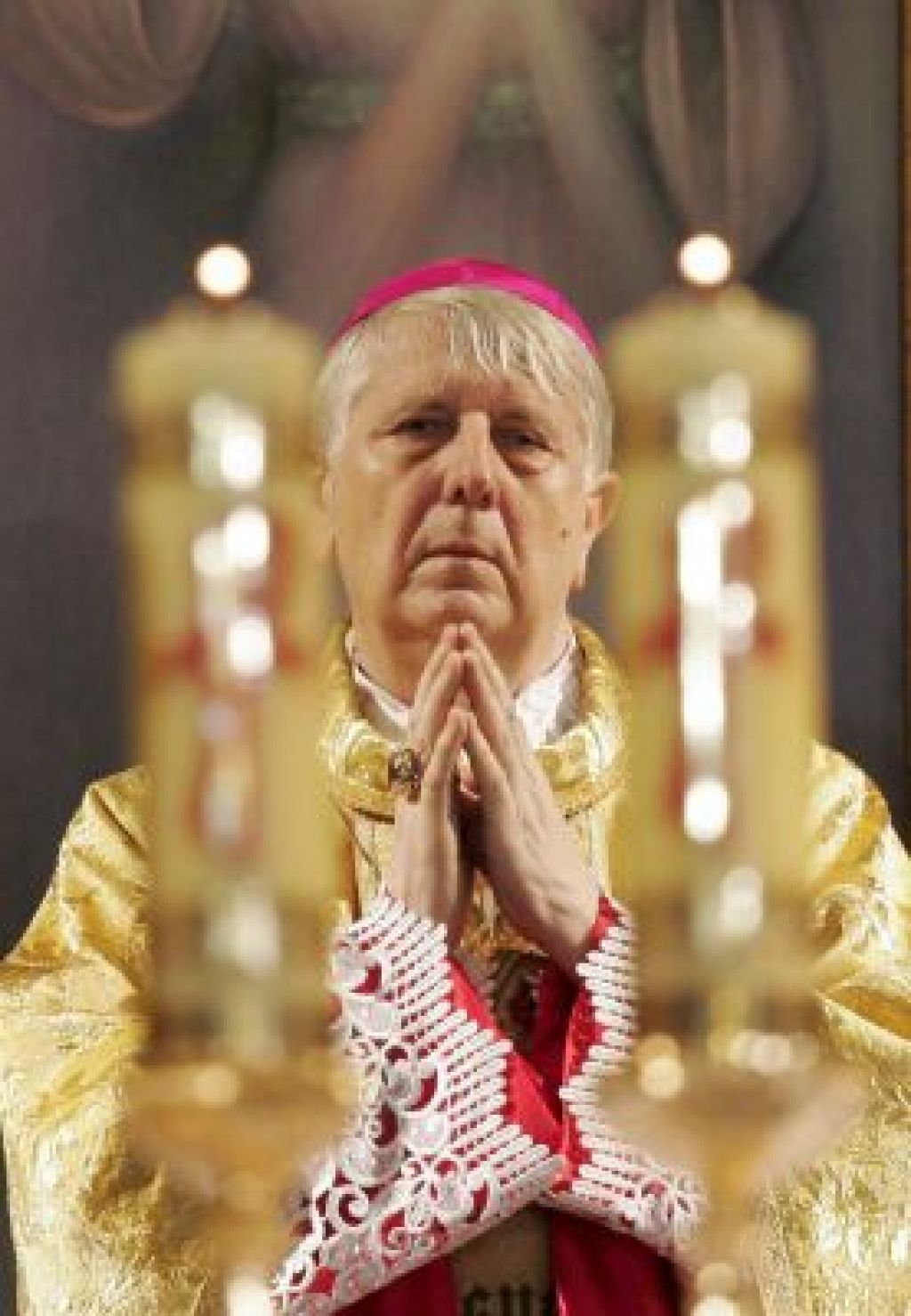 Novi varšavski nadškof odstopil