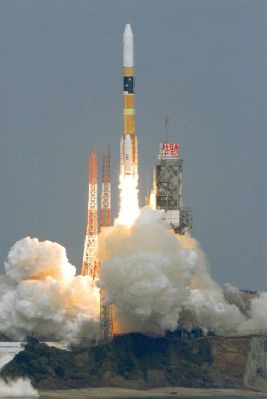 Japonska izstrelila vohunski satelit