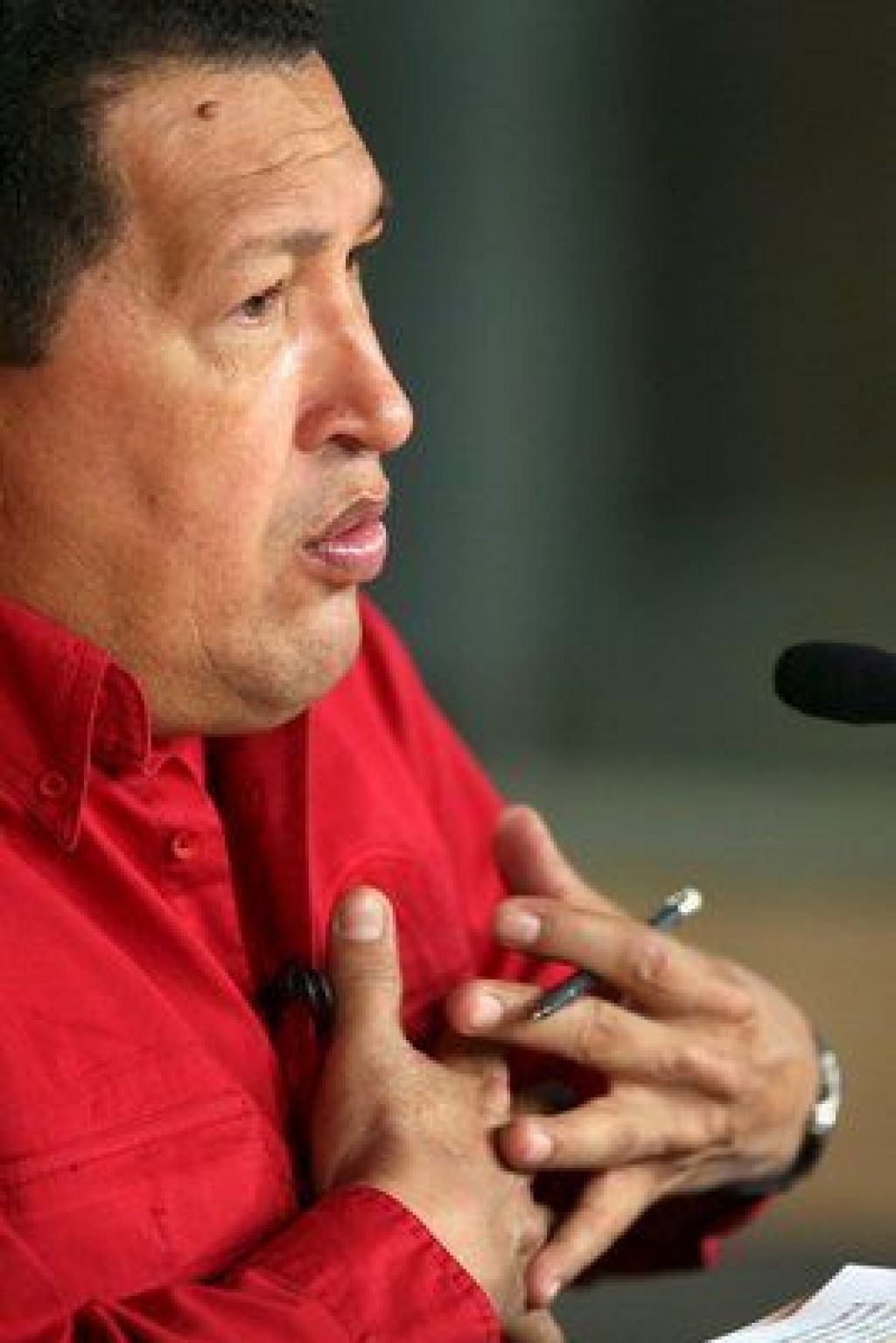 Chavez nacionaliziral naftno industrijo